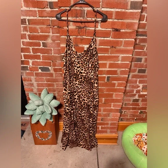 Leopard Print Ava & Viv Sun Dress - Picture 2 of 8